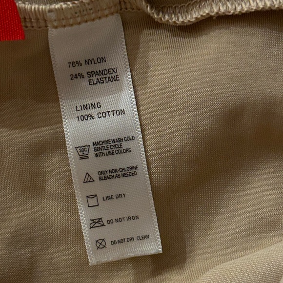 Spanx simplicity high waist shaper beige size medium - Picture 3 of 6